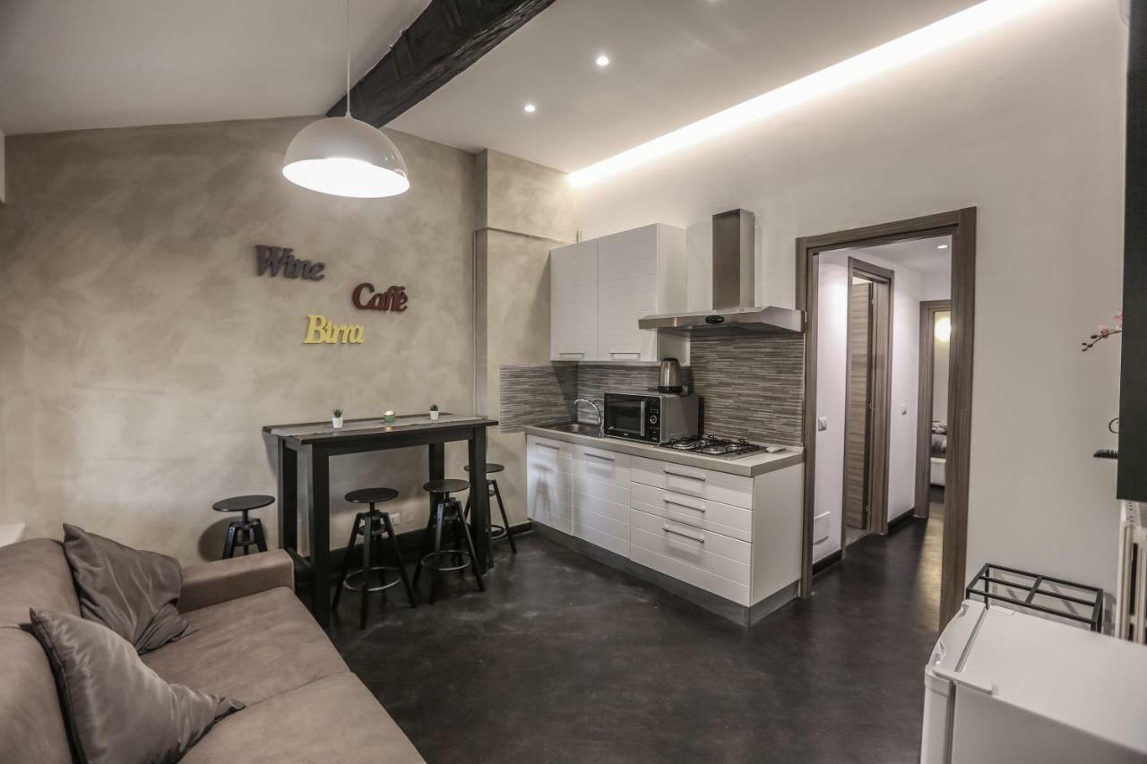 Stylish Apartment Near Duomo Milaan Buitenkant foto